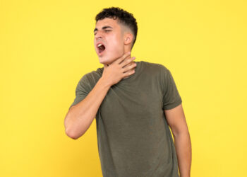 Sudah Tahu Belum, Ini Penyebab Sakit Tenggorokan Saat Puasa, Apa Saja?