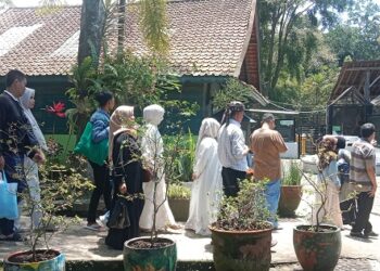 Taman Satwa Cikembulan Akhir Libur Idul Fitri 2026 Dipadati Pengunjung.