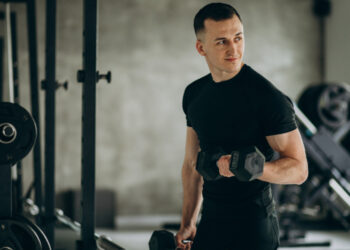 Tips Gym di Bulan Puasa Supaya Badan Tetap Segar dan Gak Lemas, Gini Kiatnya!