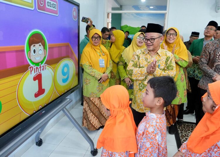 Mendikdasmen Dorong Program Wajib Belajar 13 Tahun melalui Satu Desa Satu TK
