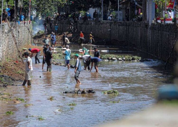 Disnaker Perluas Program Padat Karya, Targetkan Serap 4.600 Warga Kota Bandung