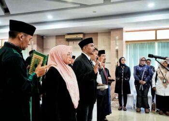 Anggota BPSK Jabar Periode 2026-2031 Dilantik, Wagub: Ciptakan Iklim Usaha yang Kondusif