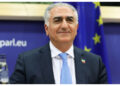 Ketegangan Politik Iran Merambah Berlin, Reza Pahlavi Disiram Cairan