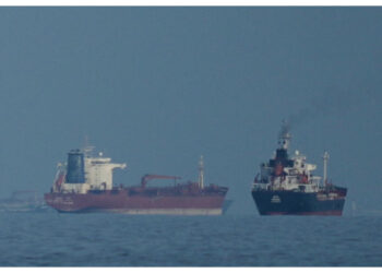 Ancaman Blokade Laut Picu Krisis Pasokan, Minyak Tembus $100