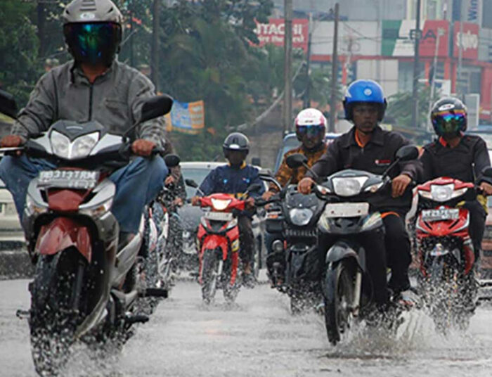 Ini Masalah Umum Motor Saat Musim Hujan yang Sering Terjadi, Apa Saja?