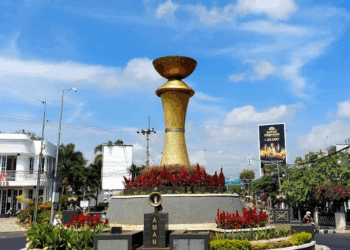 Wajah Kota Kuningan Dipercantik Lewat Penataan Kabel Fiber Optik