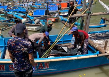 Geger, Mayat Wanita Paruh Baya Ditemukan Mengapung di Perairan Santolo Cikelet