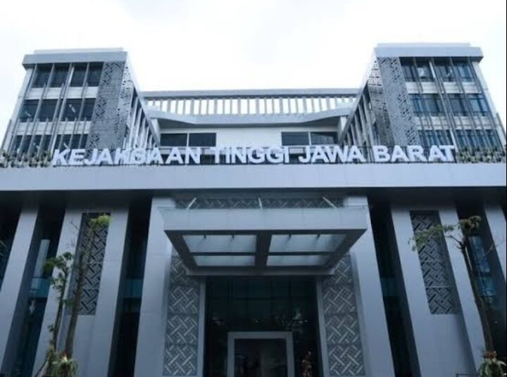 Menunggu Gebrakan Kepala Kejaksaan Tinggi Jabar Hermon Dekristo 