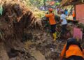Tim SAR Lanjutkan Pencarian Pepen yang Tertimbun Longsor di Sumedang Selatan