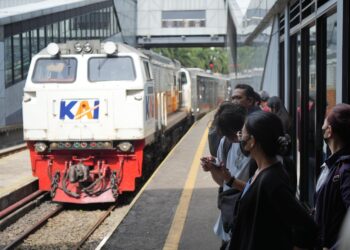 KA 174 Ciremai Terdampak Longsoran di Lintas Maswati–Sasaksaat, Seluruh Pelanggan Dipastikan Selamat