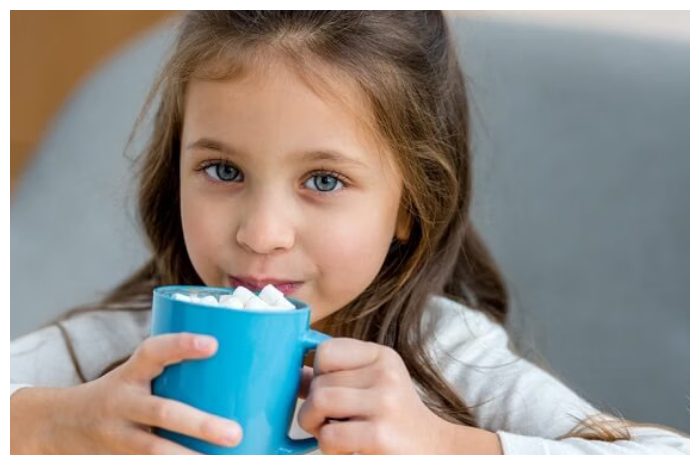 WASPADA! Minuman Manis Berkafein Bisa Picu Obesitas pada Anak