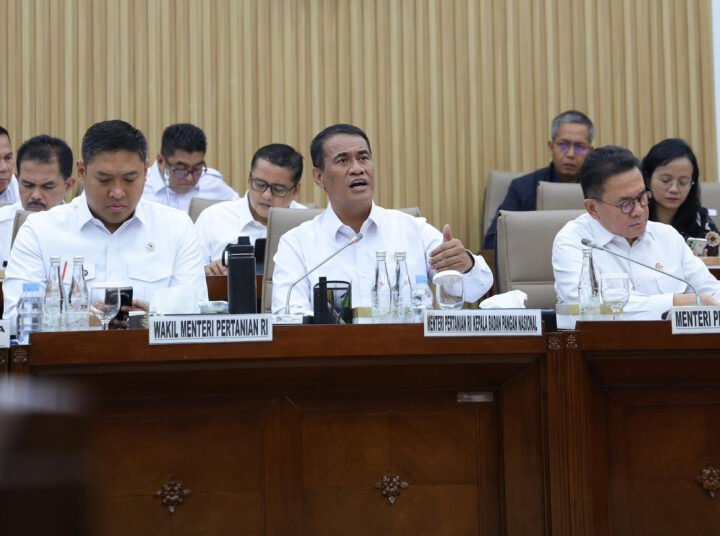 Petani Menjerit Gula Tak Laku, Mentan: Tertibkan Impor Gula Rafinasi!