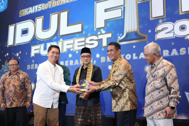 Mentan: Stok Beras Menuju 5 Juta Ton, Kampus Harus Jadi Motor Inovasi Pertanian