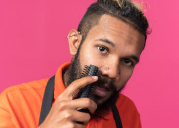 Auto Lebih Gagah! Gini Tips Menumbuhkan Kumis dengan Efektif