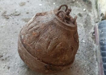 Granat Sisa Perang Ditemukan Saat Menggali Tanah untuk Pembuatan Septictank