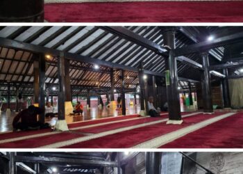 Makam Keramat dan Keraton Kasepuhan di "Kota Wali" Jadi Pilihan Wisatawan 1 Makam Keramat dan Keraton Kasepuhan di “Kota Wali” Jadi Pilihan Wisatawan