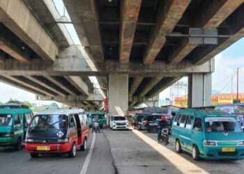 Penertiban Kolong Jembatan Tol Cisumdawu Cileunyi Kumuh Kewenangan Siapa?