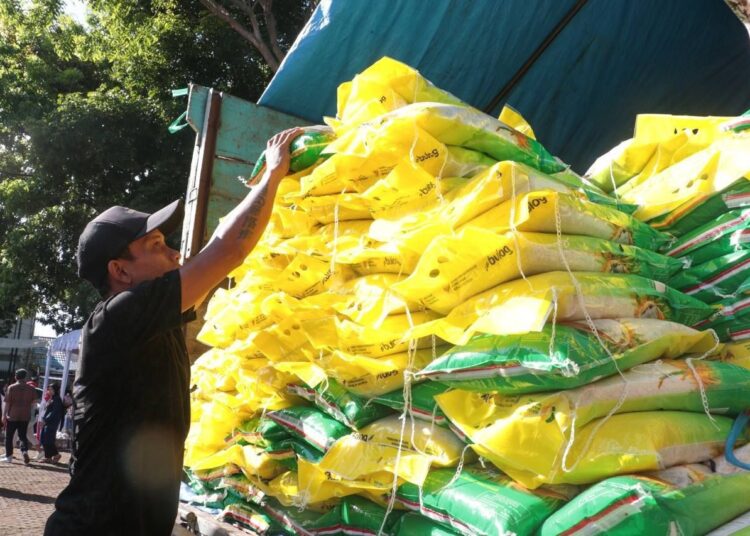 Peneriman Bantuan Pangan di Kota Bandung Meningkat Tajam  dari 80.222.menjadi 146.232 KK