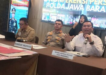 Polisi Ungkap Tipu Gelap Berkedok Pengurusan Dapur SPPG, 4 Orang Ditetapkan Sebagai Tersangka 6 Polisi Ungkap Tipu Gelap Berkedok Pengurusan Dapur SPPG, 4 Orang Ditetapkan Sebagai Tersangka