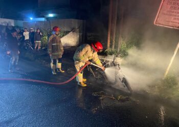 Gagal Gaya, Konvoi Motor Malah Jadi Bara Api, Samsudin Damkar: Kebocoran Pengapian Bikin Motor Pian Septian Meledak Terbakar 5 Gagal Gaya, Konvoi Motor Malah Jadi Bara Api, Samsudin Damkar: Kebocoran Pengapian Bikin Motor Pian Septian Meledak Terbakar