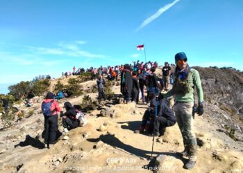 Waspadalah Gunung Ciremai Dikhawatirkan Erupsi, Ada Temuan Jejak Sesar Aktif Purba