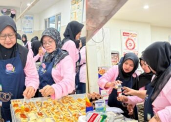 Pupuk Kujang Gandeng Bogasari, Tingkatkan Keterampilan Tata Boga Warga Cikampek 2 Pupuk Kujang Gandeng Bogasari, Tingkatkan Keterampilan Tata Boga Warga Cikampek