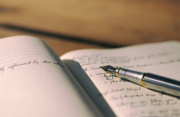 Brain Dumping dan Journaling, Teknik Mudah Meredakan Beban Pikiran 1 Brain Dumping dan Journaling, Teknik Mudah Meredakan Beban Pikiran