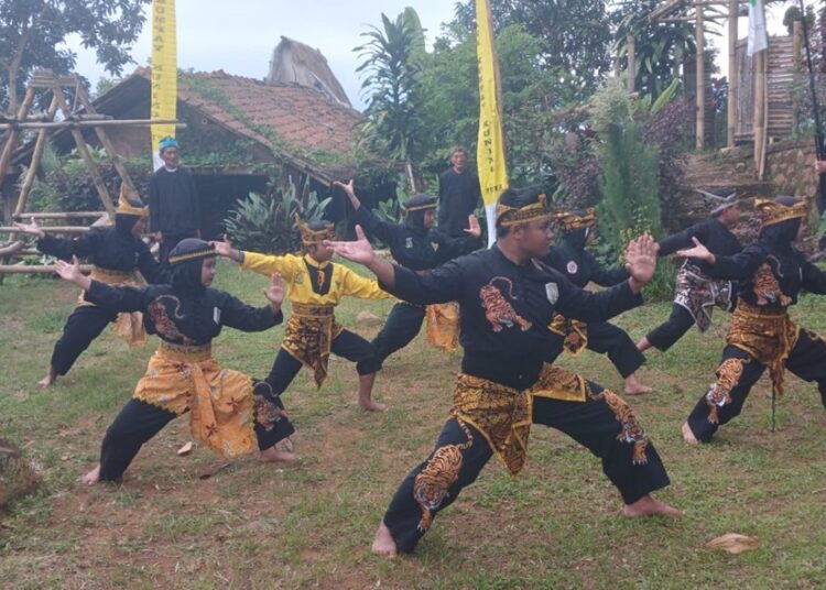 Kampung Silat Majalengka Berjaya di Kancah Internasional, Namun Belum Teraliri Listrik PLN 1 Kampung Silat Majalengka Berjaya di Kancah Internasional, Namun Belum Teraliri Listrik PLN