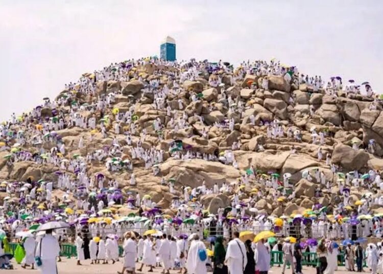 202.551 Jemaah Haji Indonesia Jalani Puncak Ibadah Haji di Padang Arafah