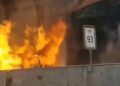Truk Bermuatan Gas Terbakar di KM 93 Tol Cipularang, Sopirnya Alami Luka Bakar