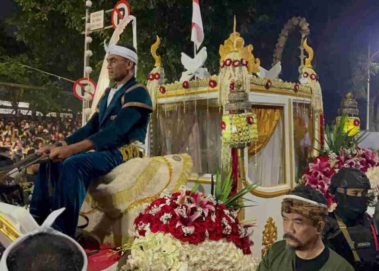 Kirab Milangkala Tatar Sunda, Cara KDM Melestarikan dan Mengembangan Budaya Leluhur Sunda? 1 Kirab Milangkala Tatar Sunda, Cara KDM Melestarikan dan Mengembangan Budaya Leluhur Sunda?