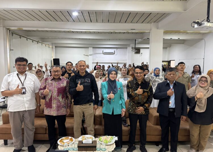 Ketua Komisi V DPRD Jabar : Jika Dikelola dengan Baik, KIM Bisa Memainkan Peran Strategis 1 Ketua Komisi V DPRD Jabar : Jika Dikelola dengan Baik, KIM Bisa Memainkan Peran Strategis