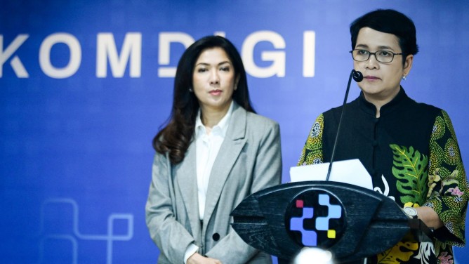 Digitalisasi Bansos Diperluas ke 42 Daerah, Ini Penjelasan Kemkomdigi 1 Digitalisasi Bansos Diperluas ke 42 Daerah, Ini Penjelasan Kemkomdigi
