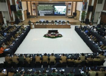 Pemkab Bandung Gelar Rakor Lintas Sektoral: Bahas Banjir, Sampah, dan Antisipasi Kekeringan 3 Pemkab Bandung Gelar Rakor Lintas Sektoral: Bahas Banjir, Sampah, dan Antisipasi Kekeringan