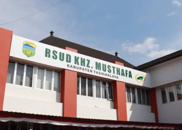 Bupati Dorong RSUD KHZ Mustofa Naik Kelas, Wanti-wanti Jangan Sampai Kalah Saing 1 Bupati Dorong RSUD KHZ Mustofa Naik Kelas, Wanti-wanti Jangan Sampai Kalah Saing