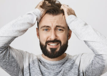 Cara Agar Rambut Tidak Rontok dan Tetap Lebat, Gampang! 3 Cara Agar Rambut Tidak Rontok dan Tetap Lebat, Gampang!