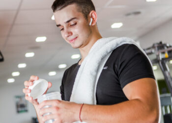 Cek Deretan Manfaat Whey Protein Buat Tubuh, Apa Saja?