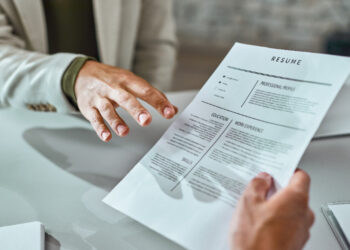 Cek Tips Membuat Resume Lamaran Kerja Supaya Diterima, Wajib Tahu! 6 Cek Tips Membuat Resume Lamaran Kerja Supaya Diterima, Wajib Tahu!