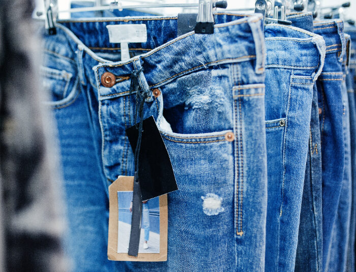 Gini Tips Mencuci Celana Jeans Agar Tidak Pudar, Jangan Sampai Rusak! 1 Tips Mencuci Celana Jeans Agar Tidak Pudar