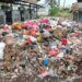 Ketika Pasar Sehat Cileunyi Kembali "Sakit", Ratusan Ton Sampah Dibiarkan Menggunung 9 Ketika Pasar Sehat Cileunyi Kembali “Sakit”, Ratusan Ton Sampah Dibiarkan Menggunung