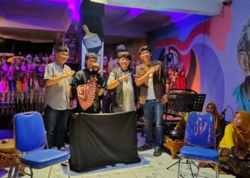 Si Cepot"Ngawangkong" di Pusat Toksil 1 Si Cepot”Ngawangkong” di Pusat Toksil