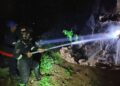 Pohon Angsana Disambar Petir Di Area Makam Keramat Petilasan Atya Kamuning 12 Pohon Angsana Disambar Petir Di Area Makam Keramat Petilasan Atya Kamuning