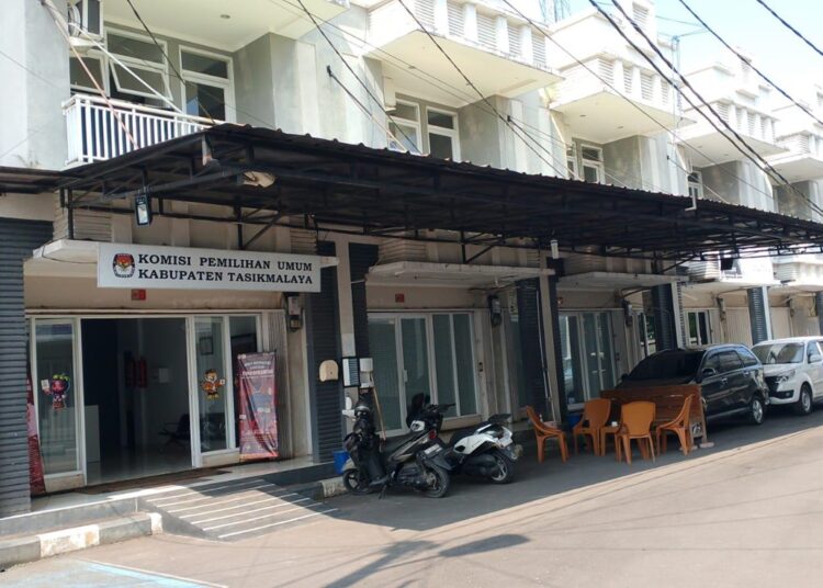 Puluhan Tahun Menumpang di Ruko, KPU Kabupaten Tasikmalaya Harap Segera Miliki Kantor 1 Puluhan Tahun Menumpang di Ruko, KPU Kabupaten Tasikmalaya Harap Segera Miliki Kantor