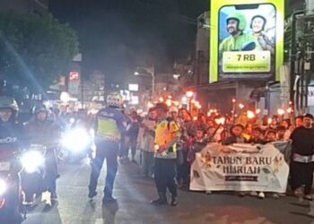 Megah, Ribuan Warga Dari Setiap Kampung Tumpah di Pusat Kota Sambut 1 Muharam 1448 Hijriah 6 Megah, Ribuan Warga Dari Setiap Kampung Tumpah di Pusat Kota Sambut 1 Muharam 1448 Hijriah
