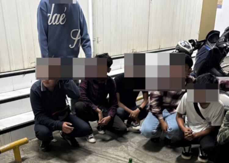 Sat Samapta Garut Hantam Jalan Pahlawan, Gerombolan Pemuda Mabuk di Bubarkan Warga