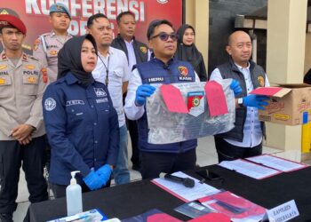 CCTV Ungkap Aksi Pembobolan Toko Naura, Polisi Bekuk RPK di Sukaraja 1 CCTV Ungkap Aksi Pembobolan Toko Naura, Polisi Bekuk RPK di Sukaraja