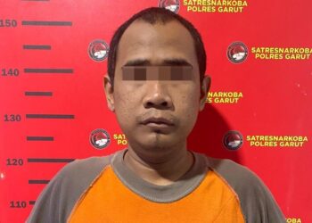 Satresnarkoba Garut Bekuk Pengedar Tramadol dan Hexymer, 67 Butir Barang Bukti Diamankan 7 Satresnarkoba Garut Bekuk Pengedar Tramadol dan Hexymer, 67 Butir Barang Bukti Diamankan