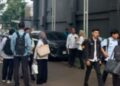 Mantan Kepala BGN Dadan Hindayana Dijemput Kejaksaan Pukul 4 Subuh dari Rumahnya 10 Mantan Kepala BGN Dadan Hindayana Dijemput Kejaksaan Pukul 4 Subuh dari Rumahnya