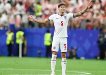 John Stones Berstatus Bebas Transfer, Inter dan Napoli Siap Bersaing
