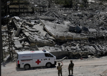 Serangan Israel di Lebanon Selatan Paksa Ribuan Warga Mengungsi 2 Serangan Israel di Lebanon Selatan Paksa Ribuan Warga Mengungsi